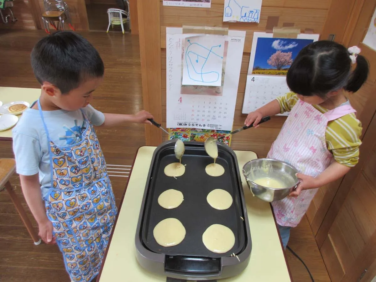ホットプレートでホットケーキ